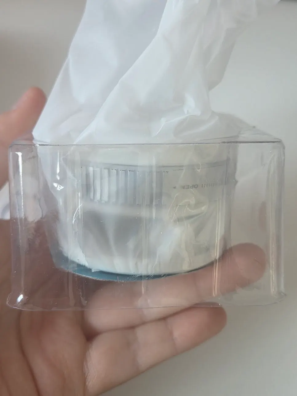 Included manual, wipes, and sticker rings