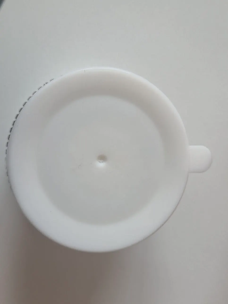 MagSafe sticker ring noted for its strong adhesive