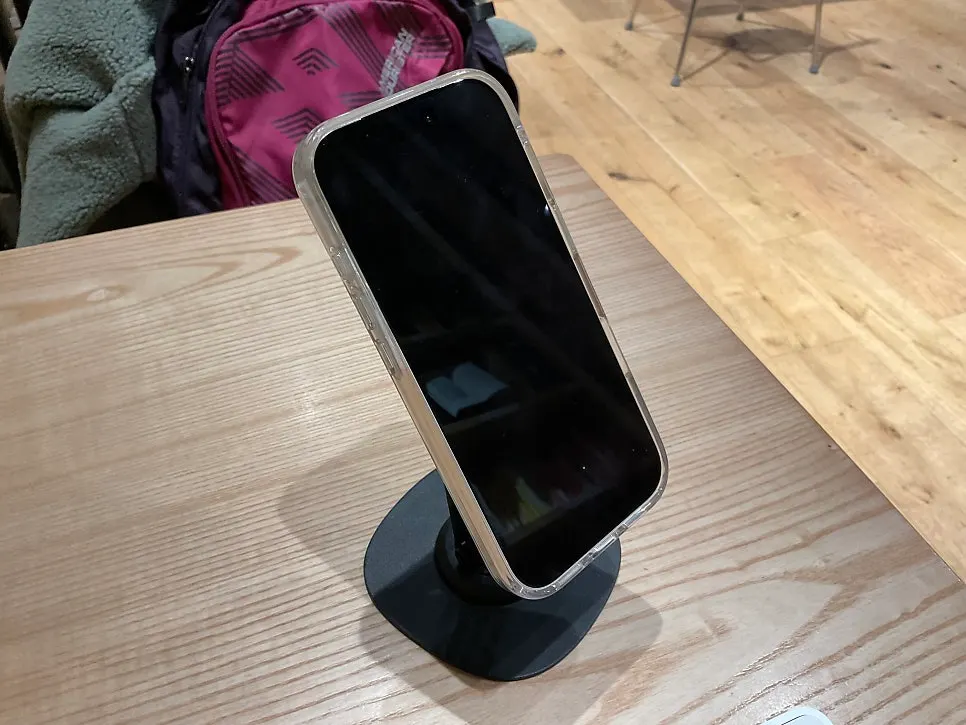MagSafe stand used at a café