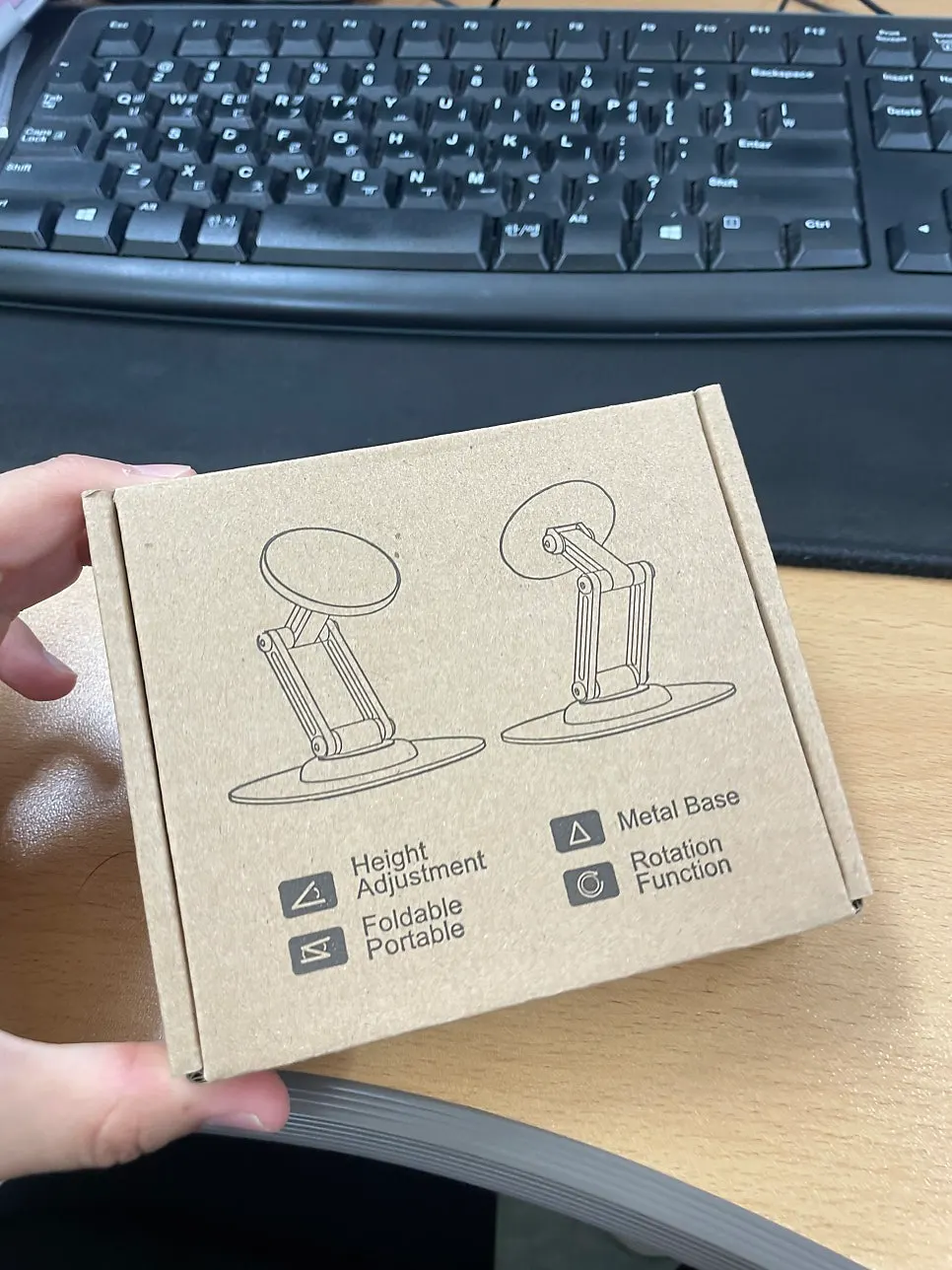 Introduction to the Vitinia MagSafe stand