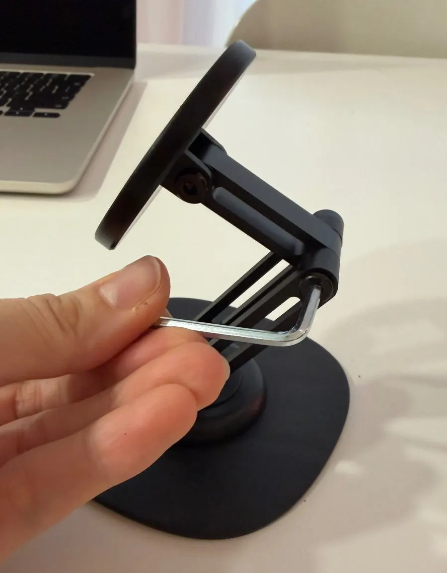 Tablet stand for children’s online classes