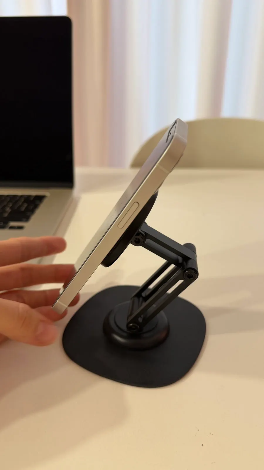 Stand securely supporting an iPad
