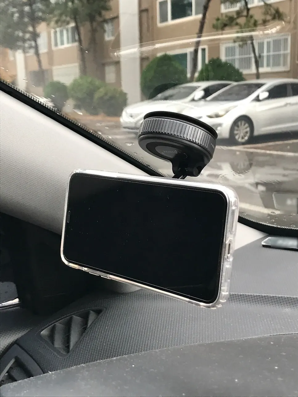 Car mount using MagSafe attachment