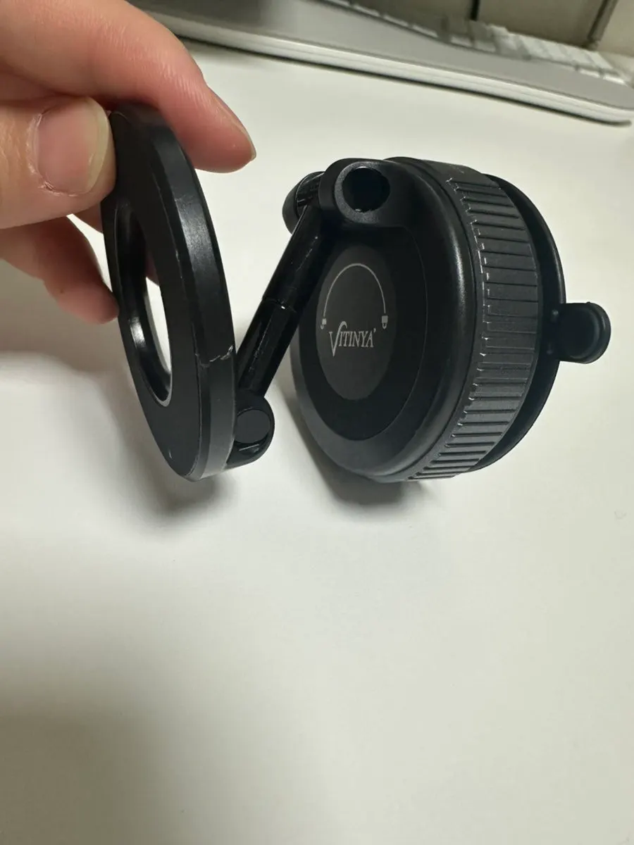 MagSafe mount components