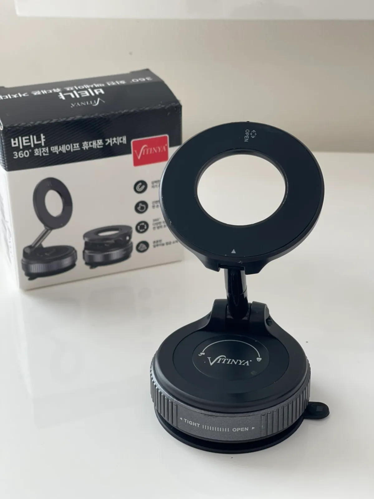 Suction mounting pad and magnetic ring accessories