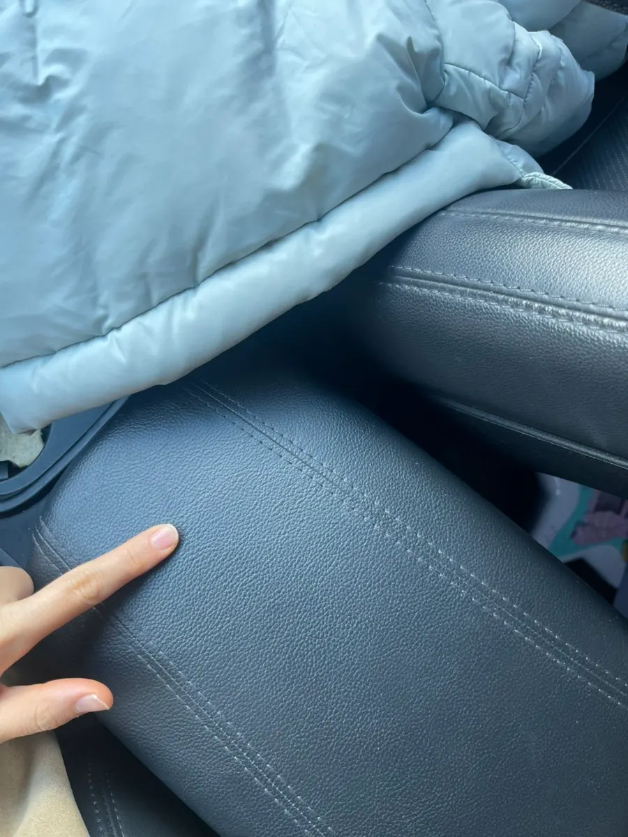 Small phone holder carried every day