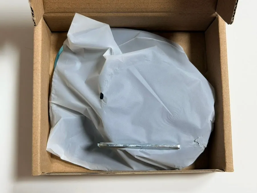 MagSafe stand in use on a desk