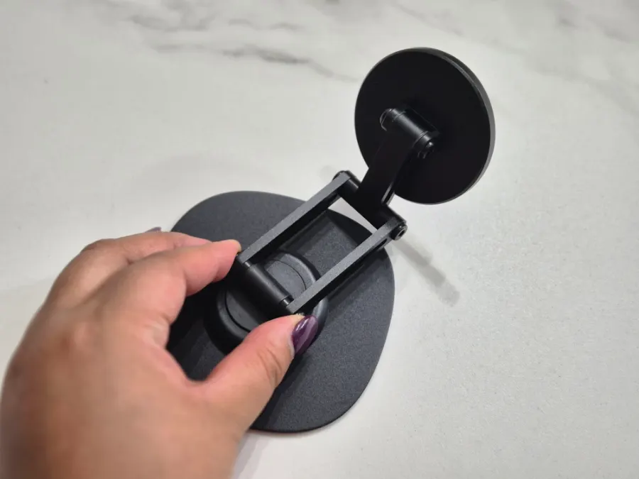 Aluminum MagSafe stand structure