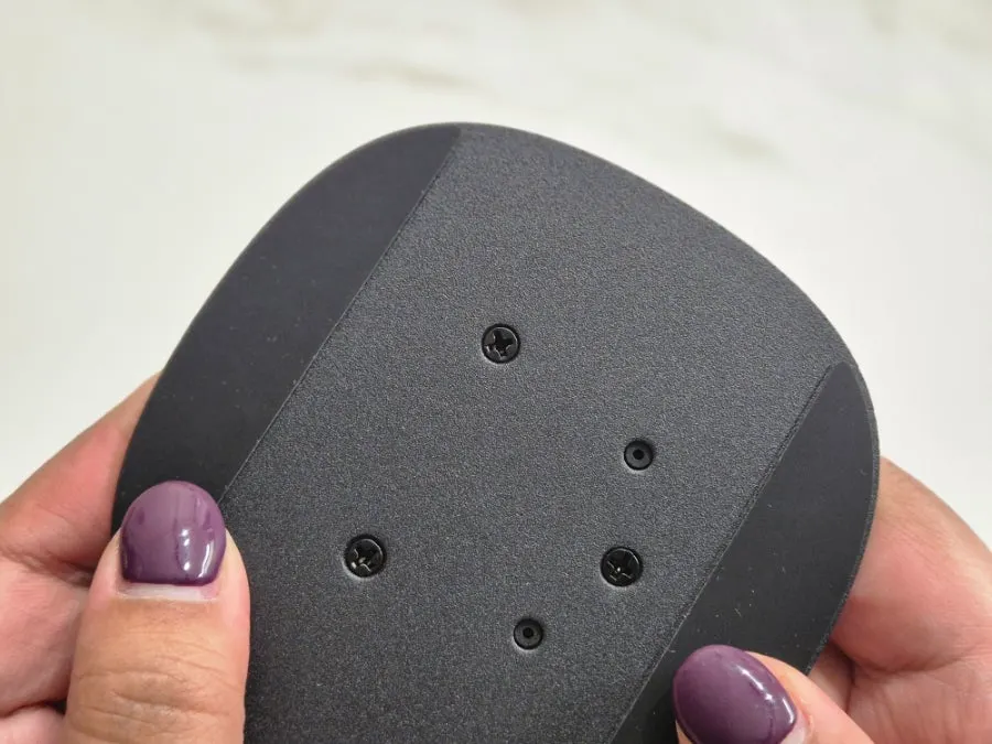 Protective pads on the aluminum stand base