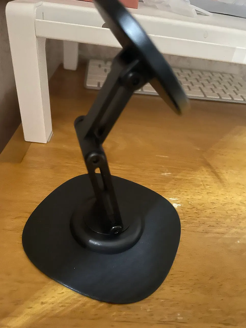 Vitinya portable stand