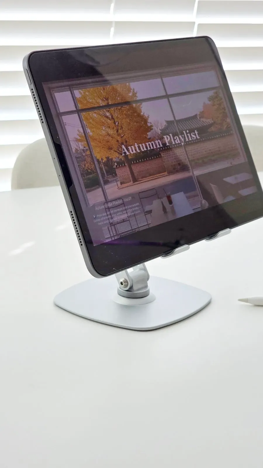 Stand with three-level folding angle adjustment
