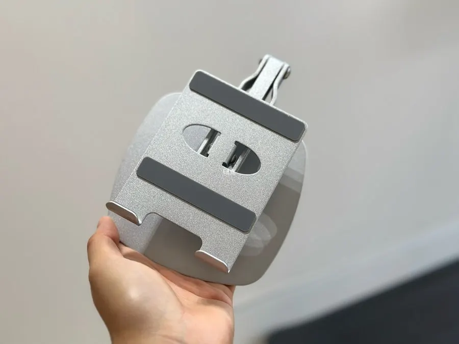 Double-packaged tablet stand