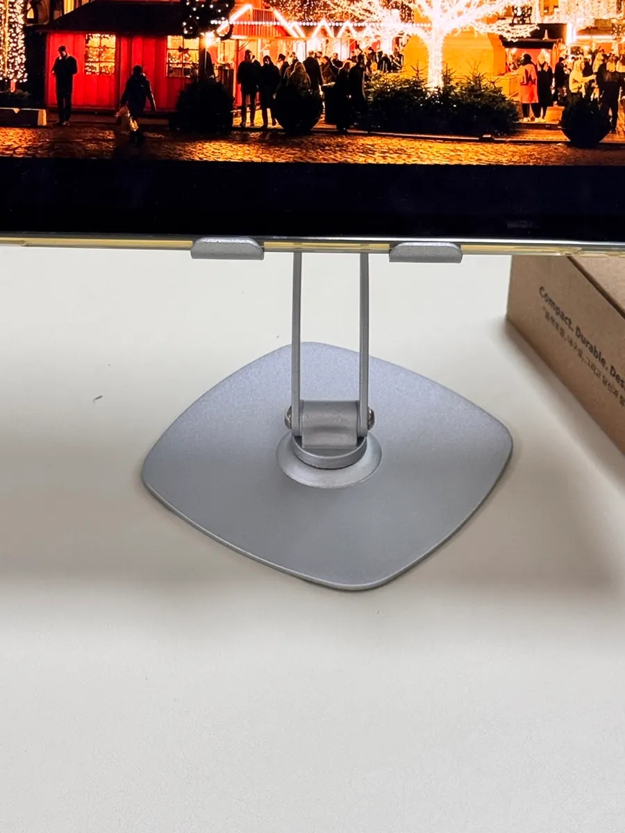 Metal tablet stand with a matte surface