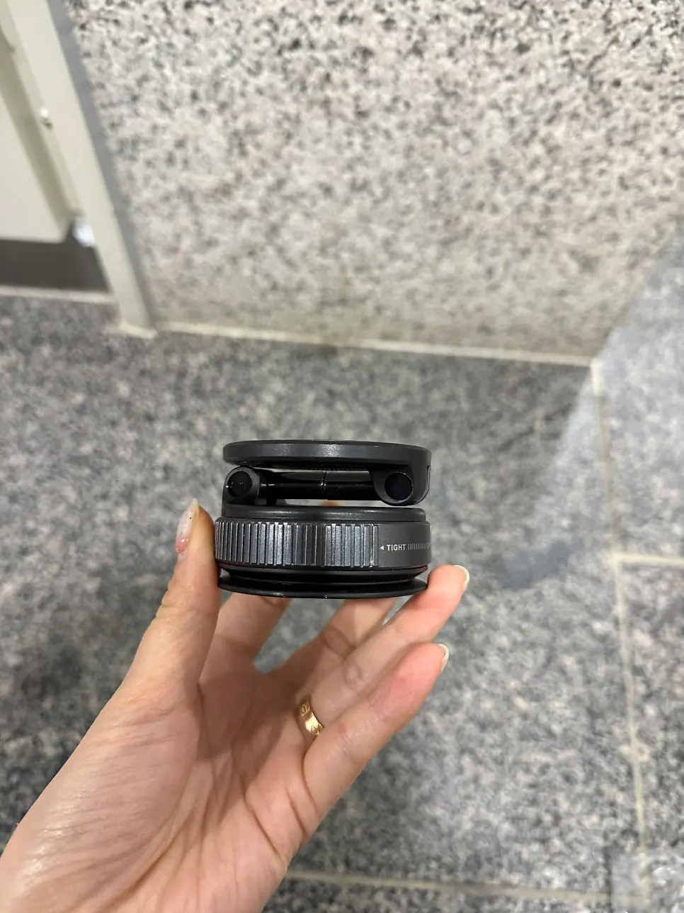 MagSafe case and car phone mount