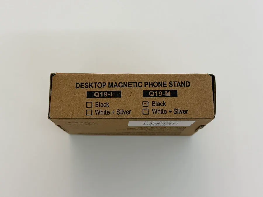 MagSafe stand with circular magnet arrangement