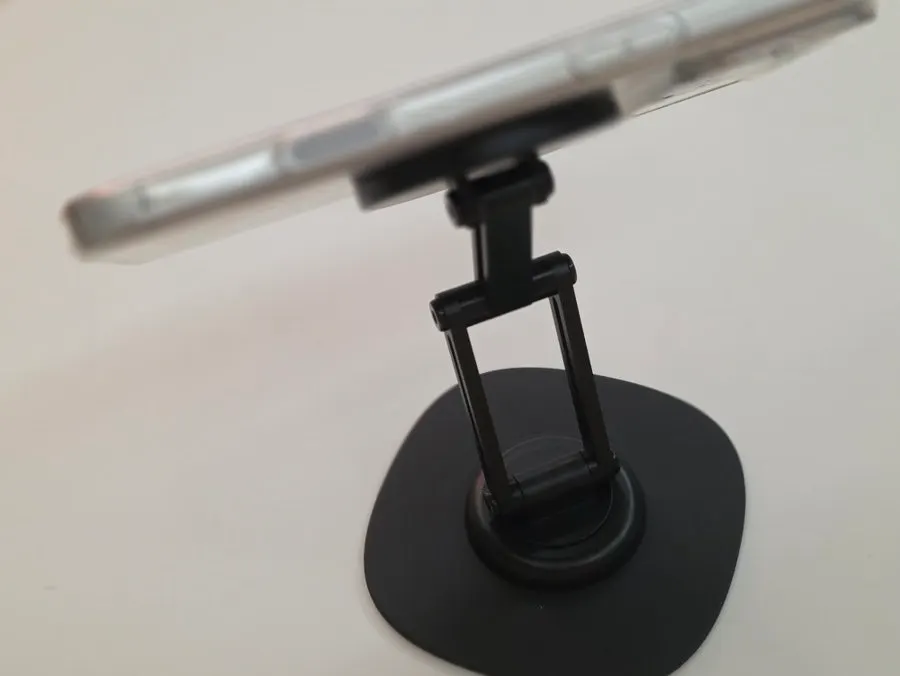 Smartphone and tablet stand for watching videos