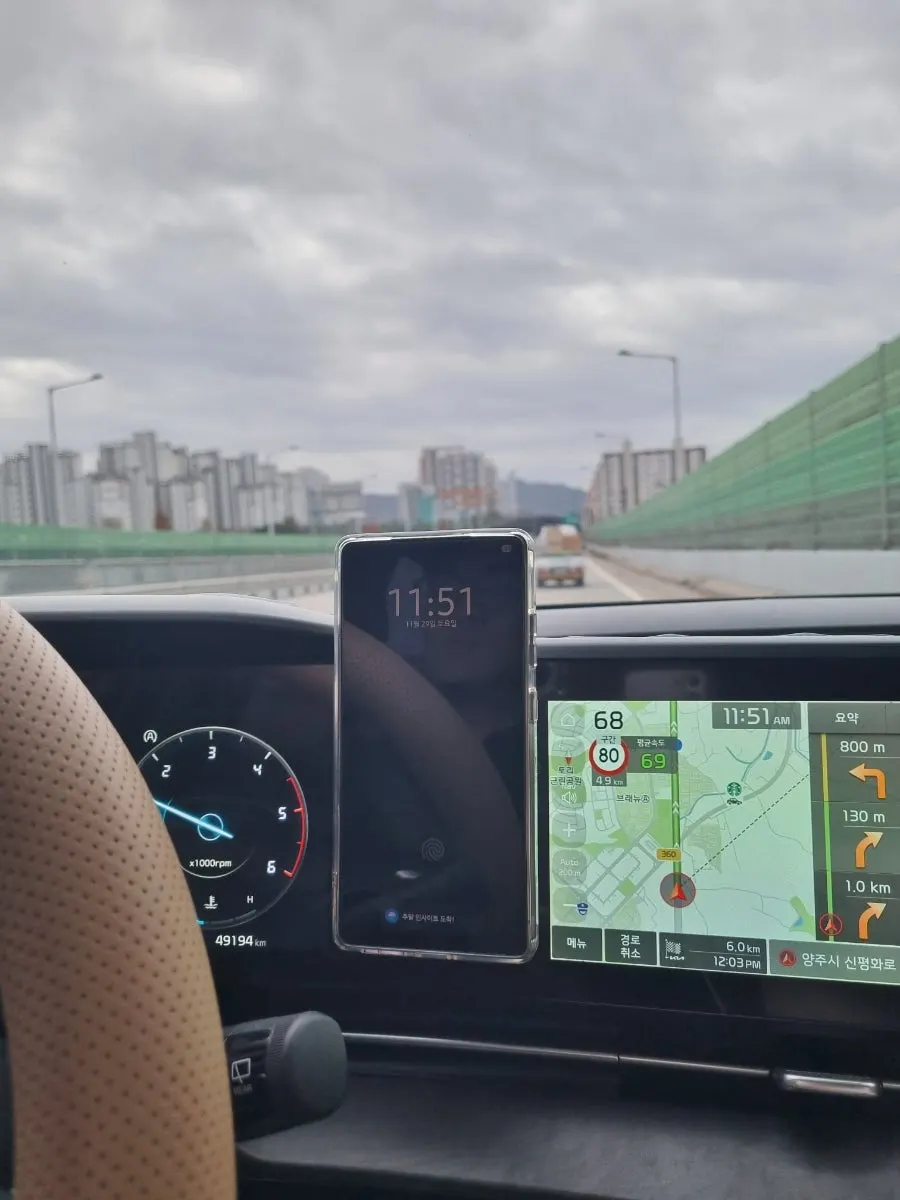 Vitinya MagSafe suction car phone mount