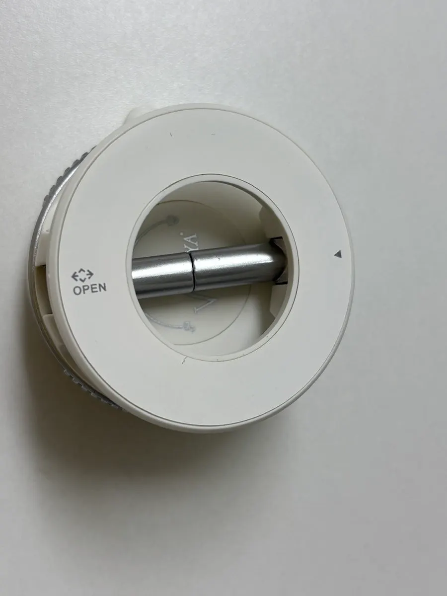 White MagSafe car phone mount