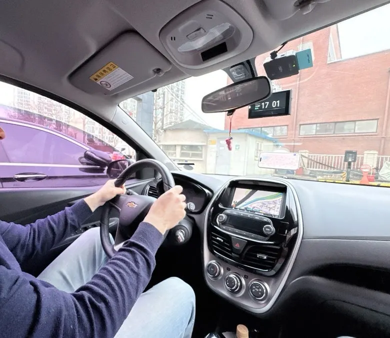 Car mount used while driving
