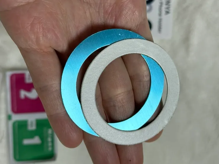 Vitinya suction-cup mount components