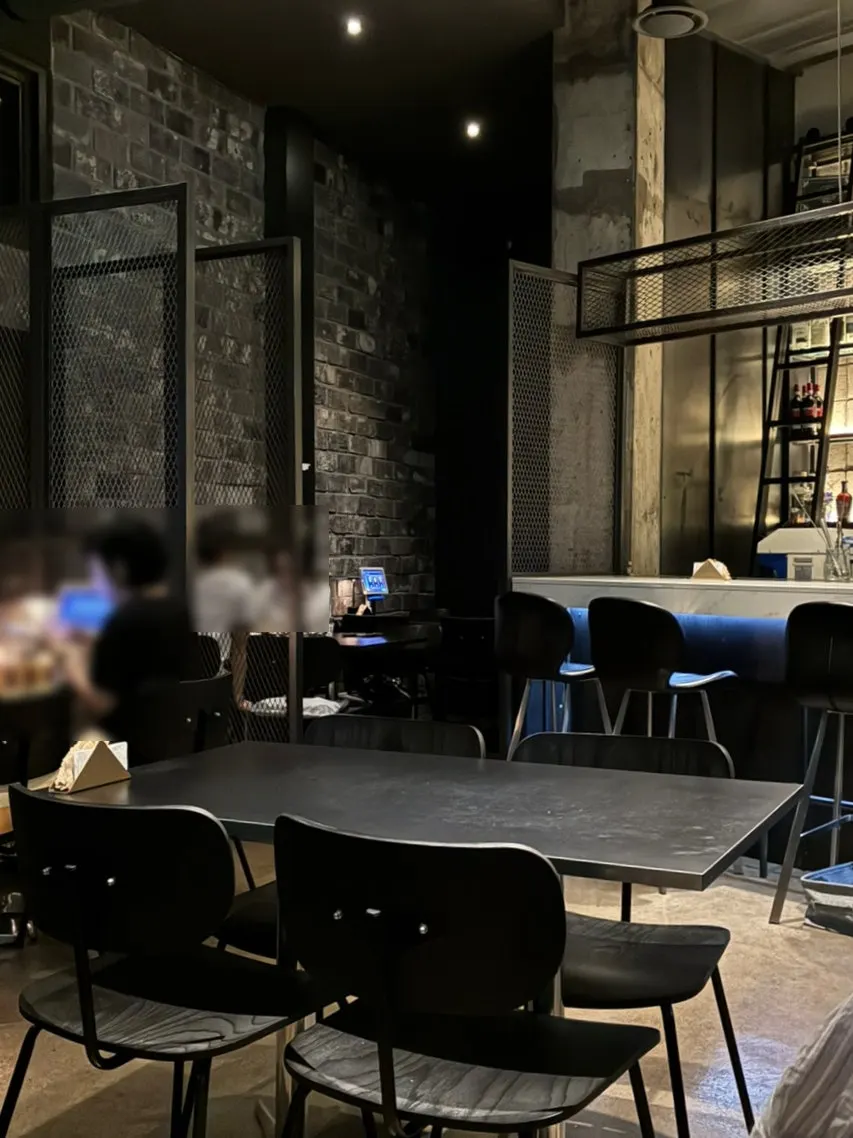 비터스 지하 1층 내부 분위기