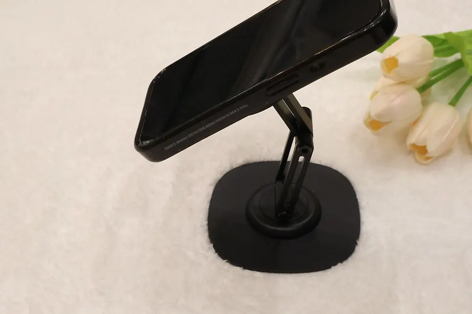 Stand adjusted to the viewer's eye level
