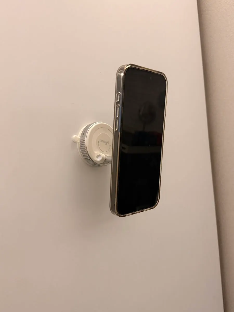 Smartphone mounted horizontally