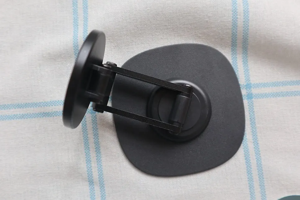 Using a smartphone stand while out