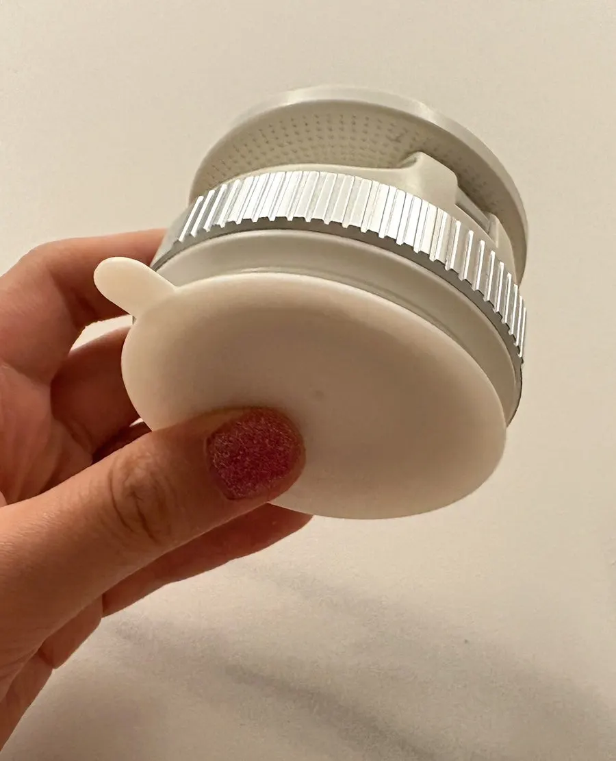 Vacuum-suction mount securing process