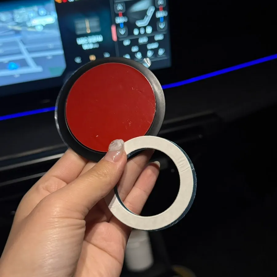 Mount guidance for using a MagSafe-compatible case