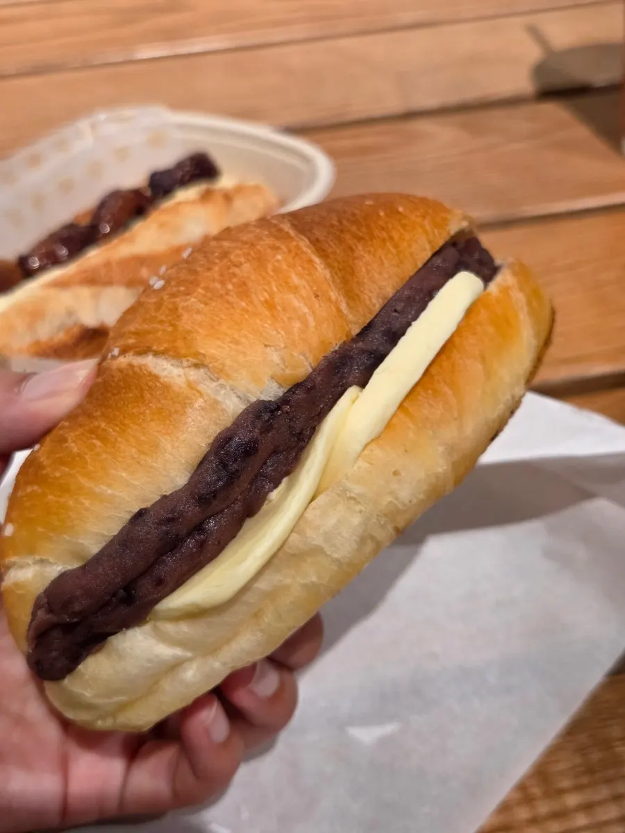 무화과 크림치즈 바게트 단면