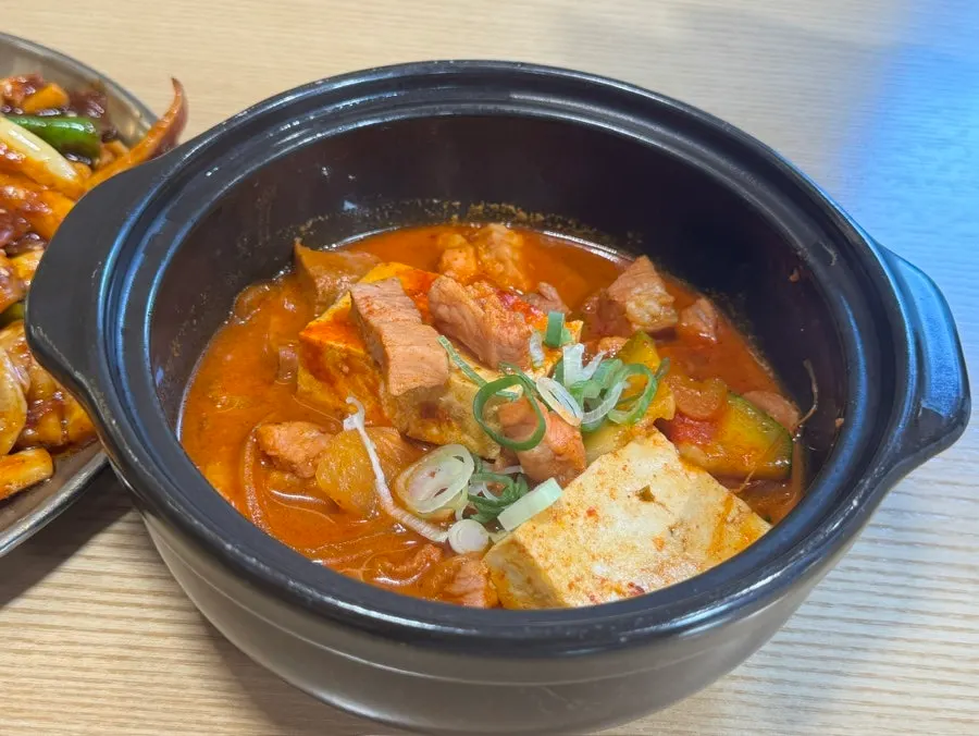 Mild pandubu jjageuli served in a stone pot
