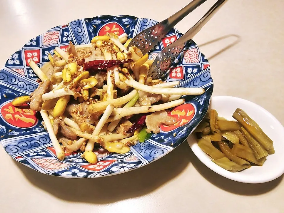 A plate of peanut sprout stir-fried pork