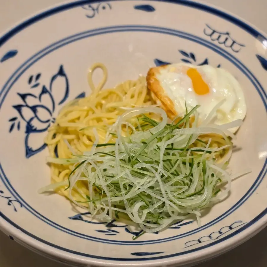 보보식당 안심탕수육 접시 전체