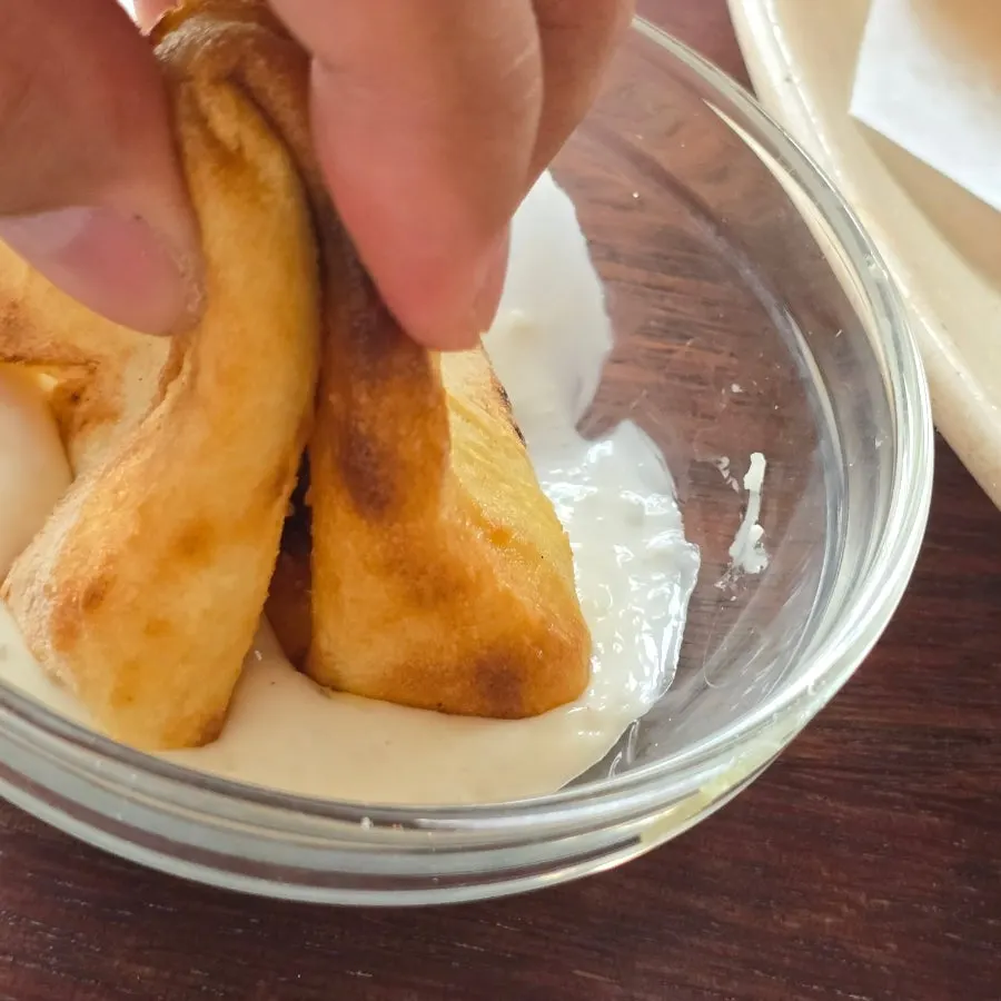 Cross-section of the pizza dough