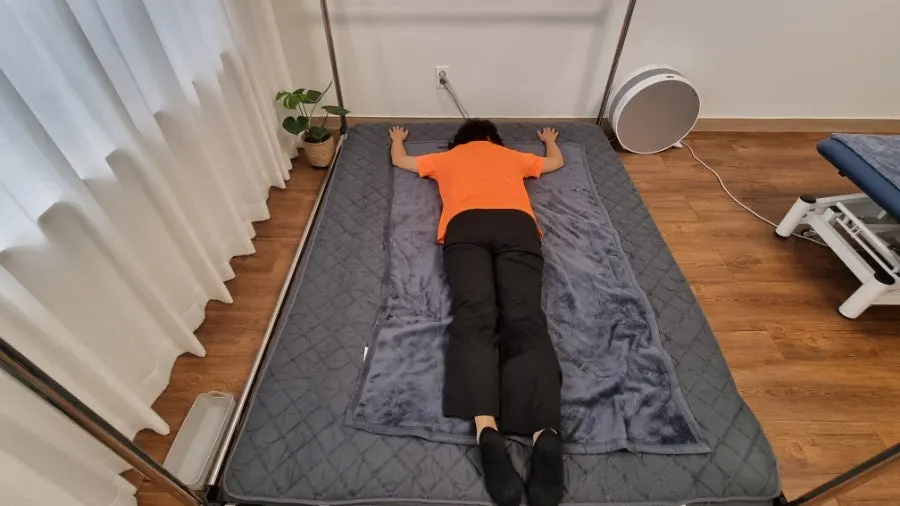 Full-body deep release using feet and body weight