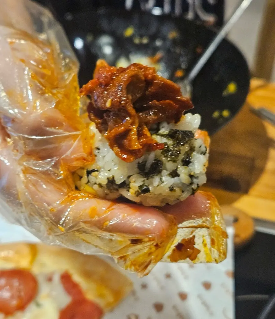 Handmade wood-fired pepperoni pizza included in the set