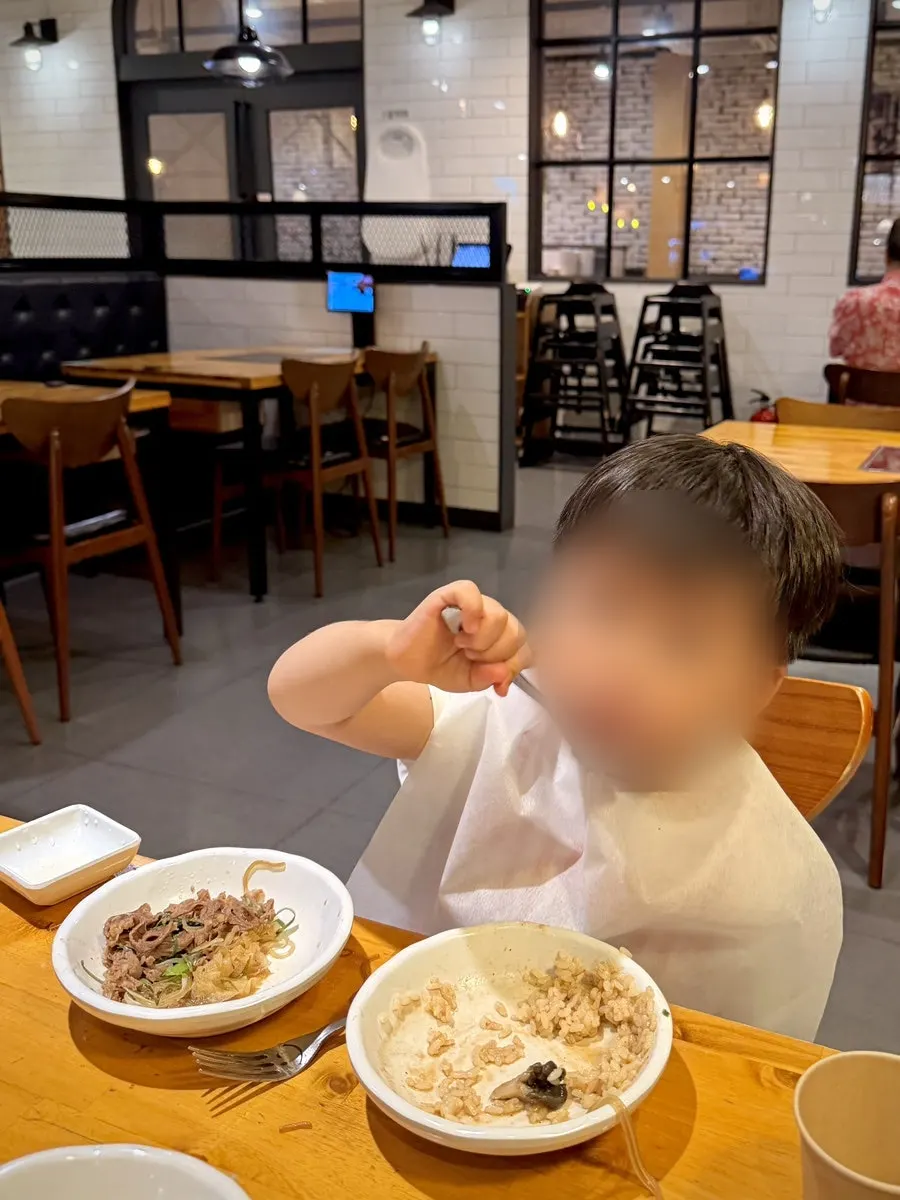 A bowl of mushroom bulgogi hot pot easy for kids to eat