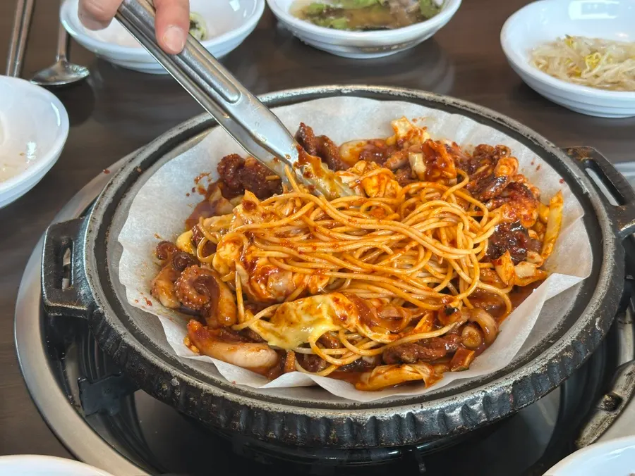 복사꽃피는집 인천점 쭈치파 세트 상차림