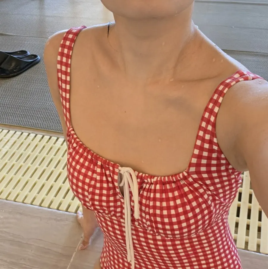 Size M fit of the Bohemian Blue gingham one-piece swimsuit