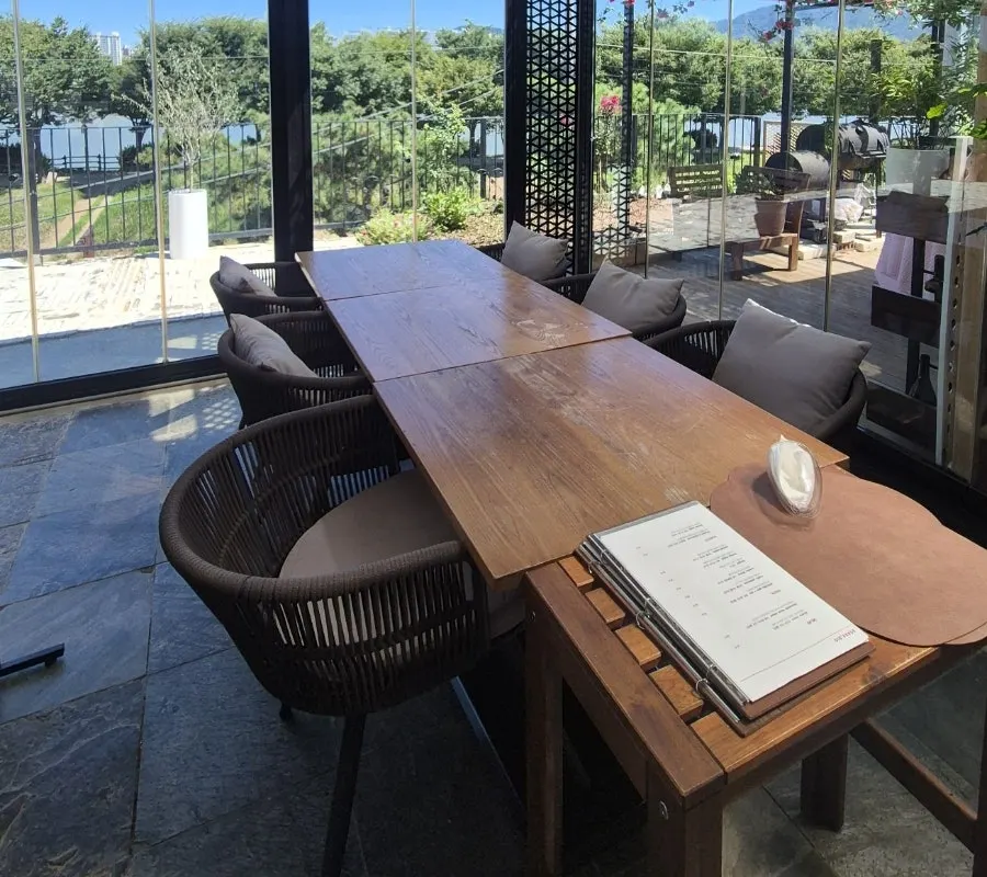 Bokkeriu's reservation-only 3rd-floor group seating