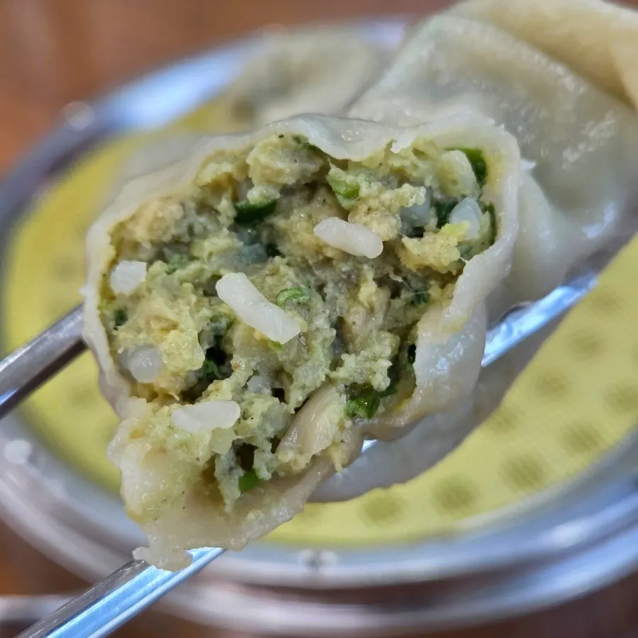 Plate of meat king mandu