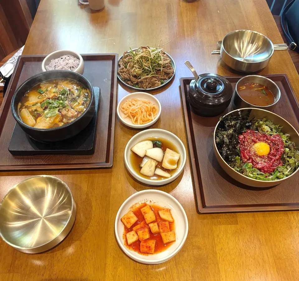 복산해장 남구신정점 점심 메뉴 한 상
