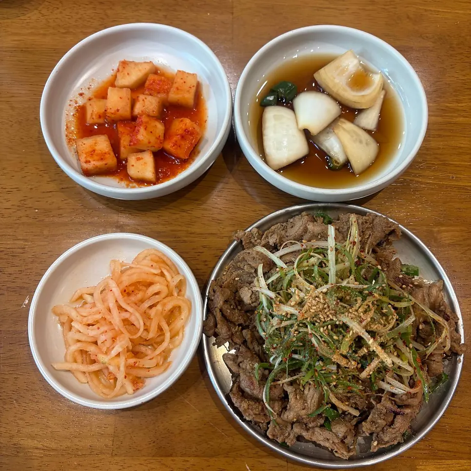 든든하게 비운 복산해장 점심 상