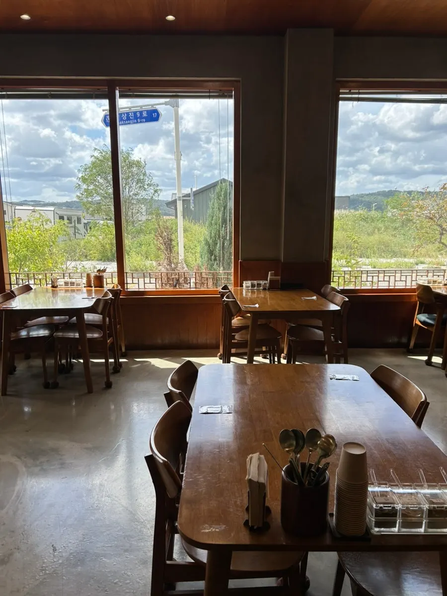 Clean interior seating at Boksan Haejang