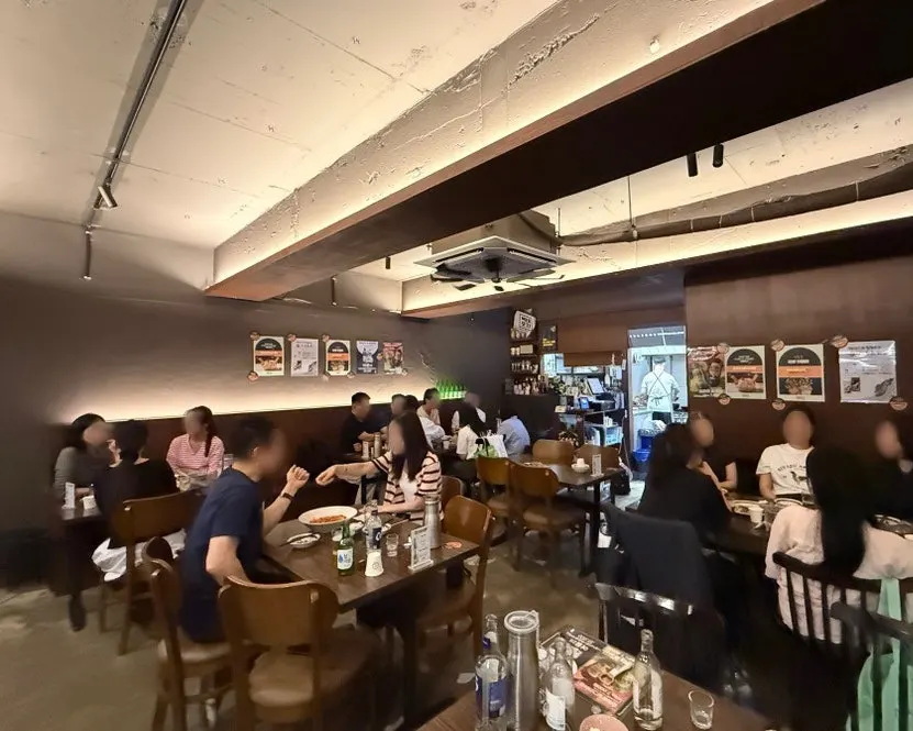 Spacious table seating at Boktae Pocha