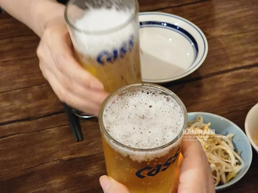A cold glass of beer