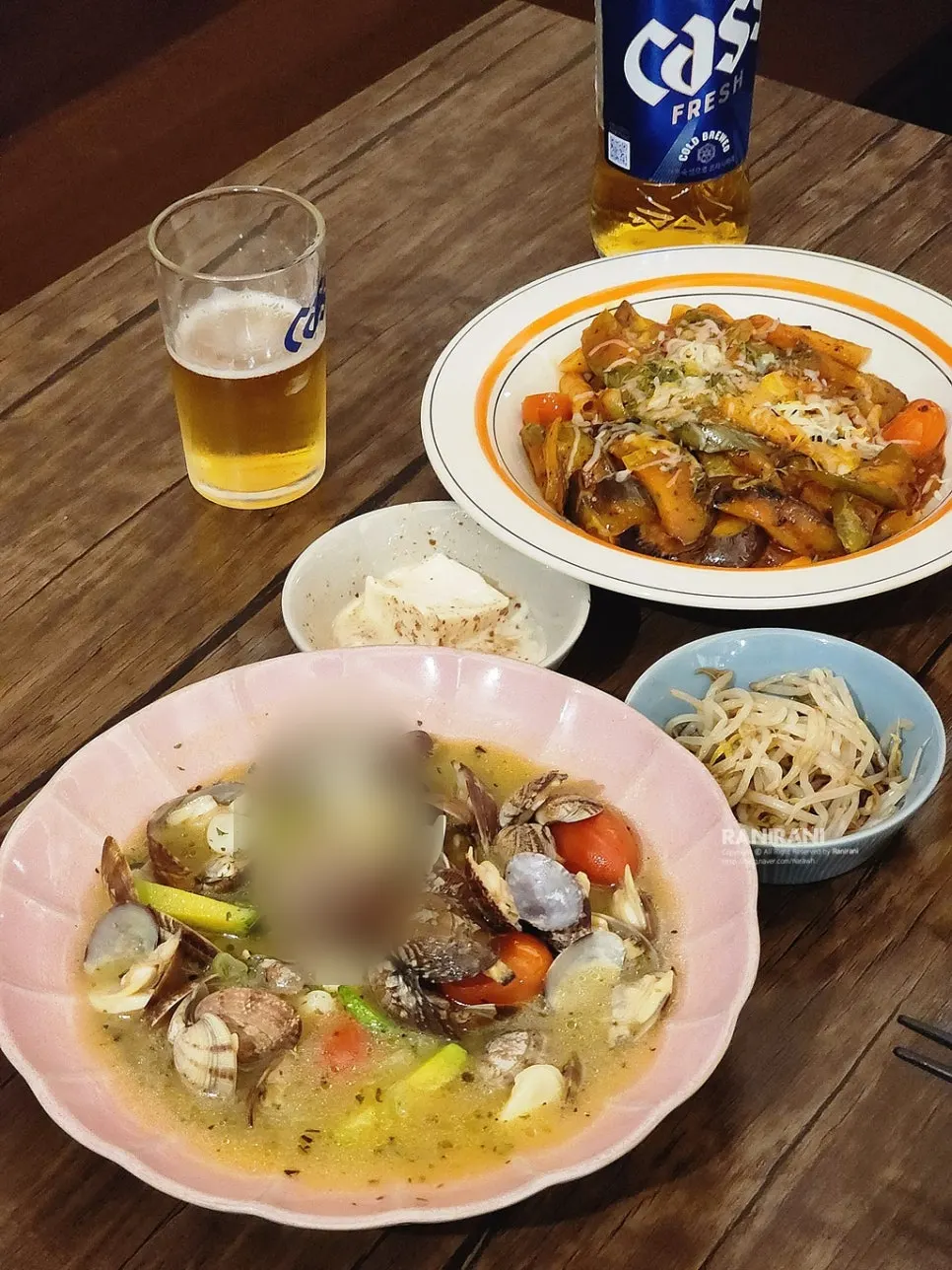 Table set with snacks at Boktae Pocha