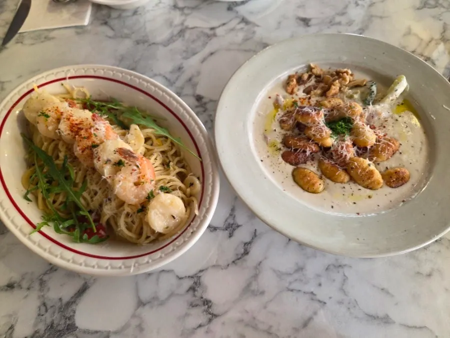 Wrapping up the meal at this Dunsan-dong Italian restaurant