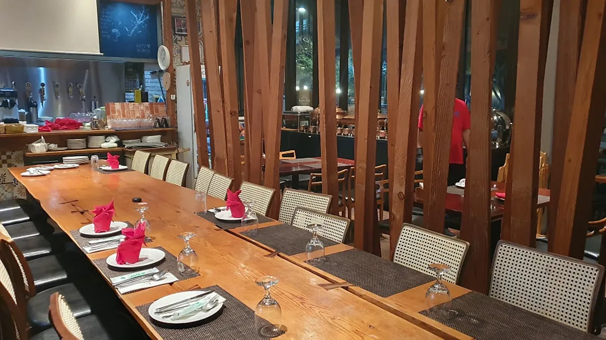 Exterior of Bombay Broy Pangyo